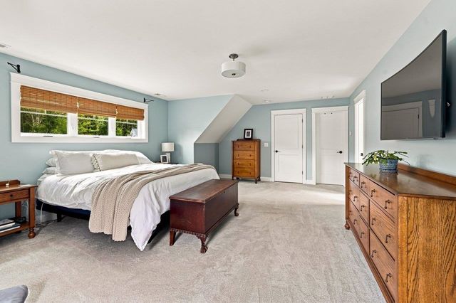 76 Signature Drive, Barrington, NH 03825