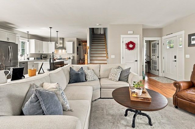 76 Signature Drive, Barrington, NH 03825