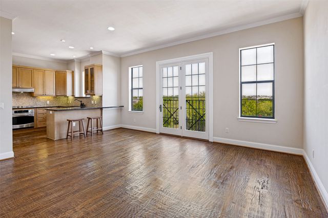 1132 Hemingway Lane, Irving, TX 75063