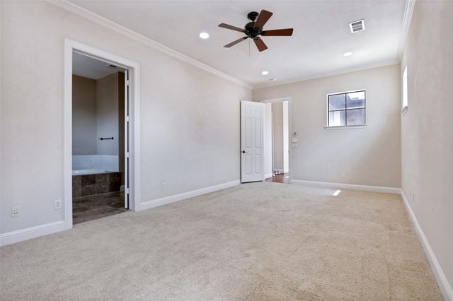 1132 Hemingway Lane, Irving, TX 75063