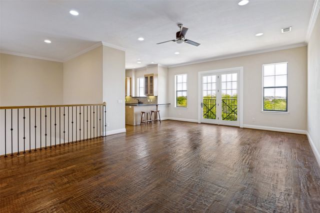 1132 Hemingway Lane, Irving, TX 75063