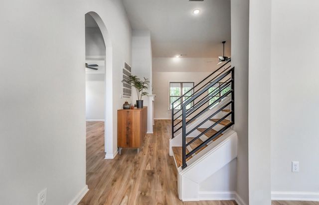 130 VALLEYVIEW LN, Oakland, TN 38060