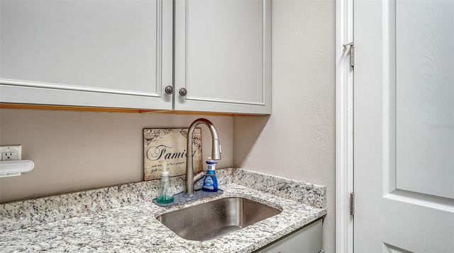 5873 ANISE DRIVE, Sarasota, FL 34238