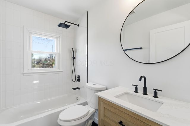 1582 Vendome Drive S, Columbus, OH 43219