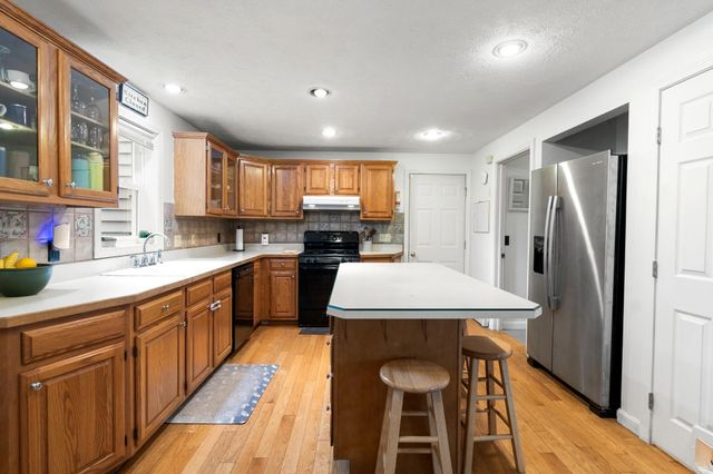 8 Hunting Ridge Lane, Milton, VT 05468
