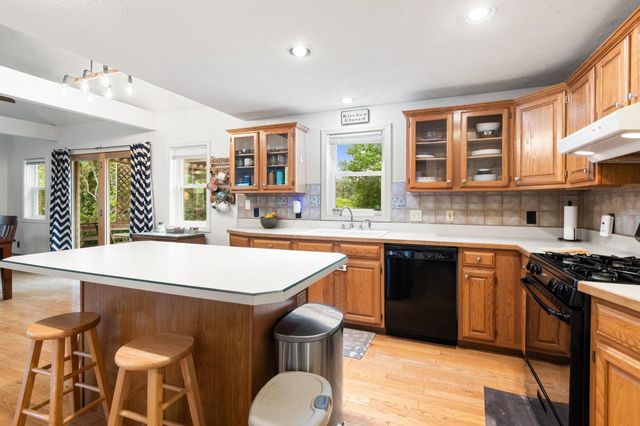 8 Hunting Ridge Lane, Milton, VT 05468