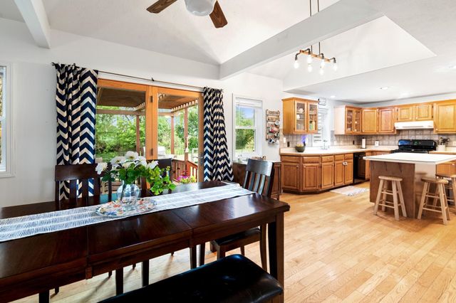 8 Hunting Ridge Lane, Milton, VT 05468