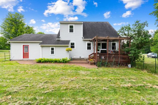 8 Hunting Ridge Lane, Milton, VT 05468