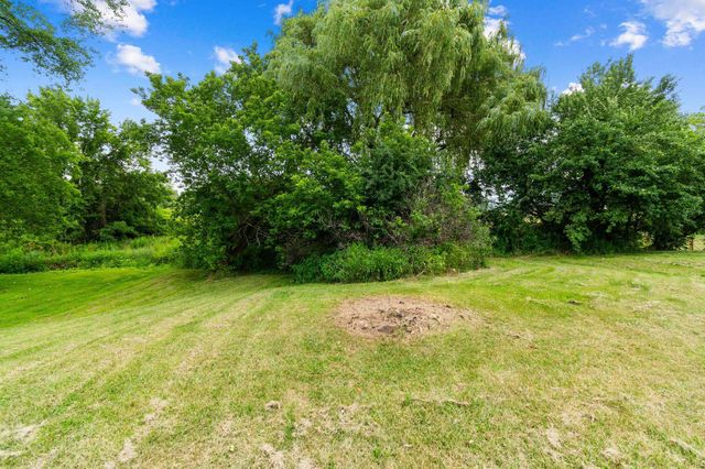 8 Hunting Ridge Lane, Milton, VT 05468