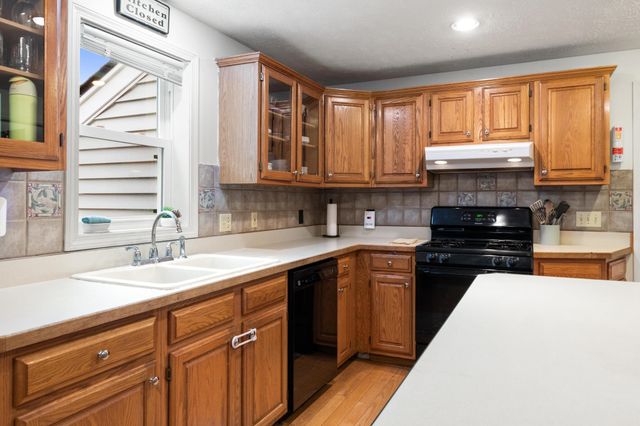 8 Hunting Ridge Lane, Milton, VT 05468