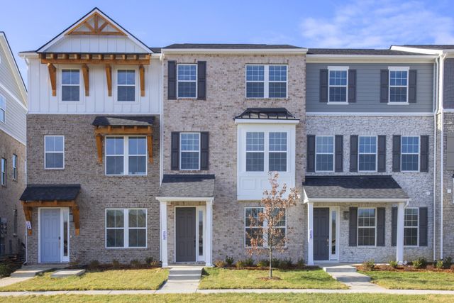 162 Barton Village Boulevard, Lebanon, TN 37090
