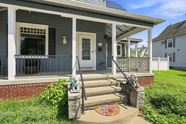 35 Day Ave, Northampton, MA 01060
