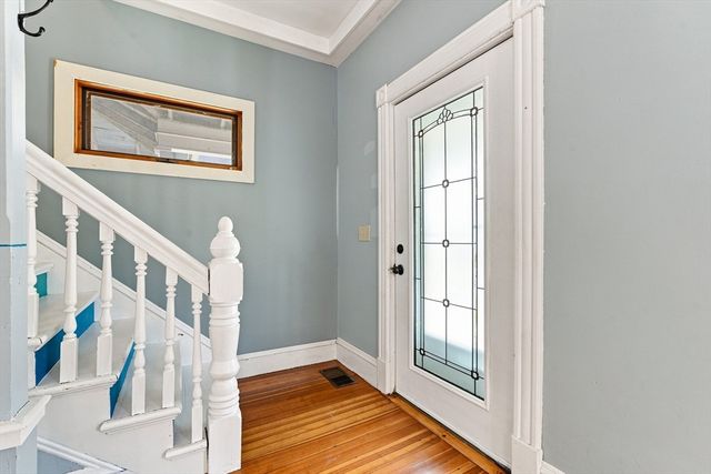35 Day Ave, Northampton, MA 01060