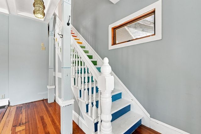 35 Day Ave, Northampton, MA 01060