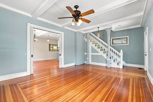 35 Day Ave, Northampton, MA 01060