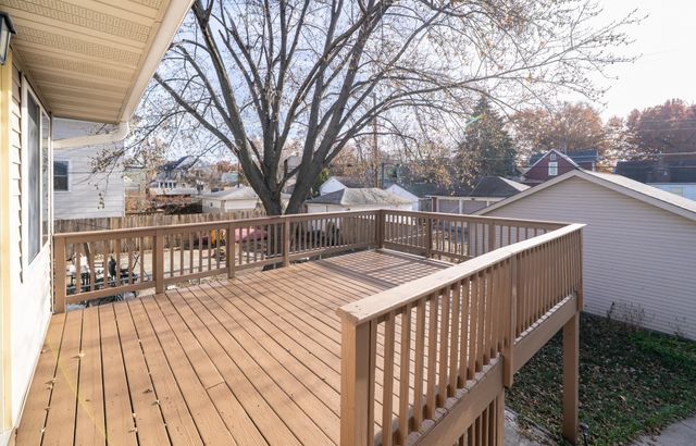 936 Thomas Avenue, Saint Paul, MN 55104