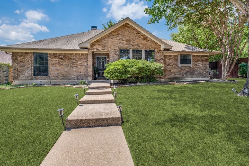 4300 Driftwood Drive, Plano, TX 75074