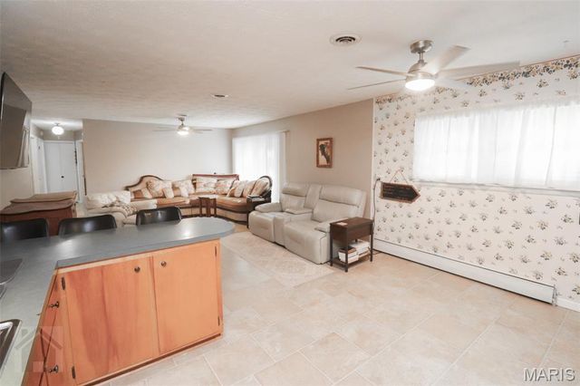 32 Barkley Drive, Waynesville, MO 65583