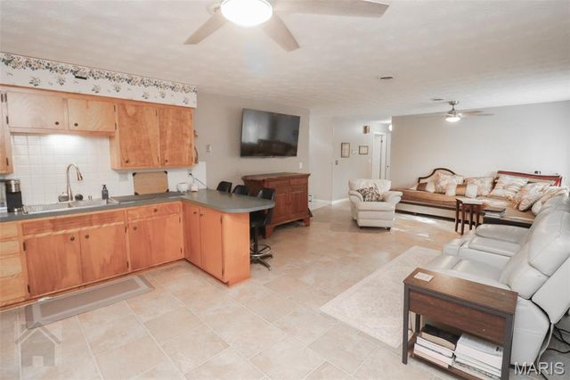 32 Barkley Drive, Waynesville, MO 65583