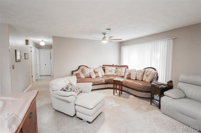 32 Barkley Drive, Waynesville, MO 65583