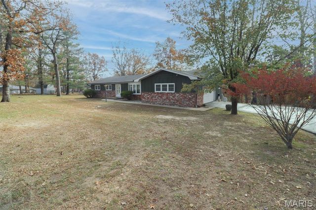 32 Barkley Drive, Waynesville, MO 65583