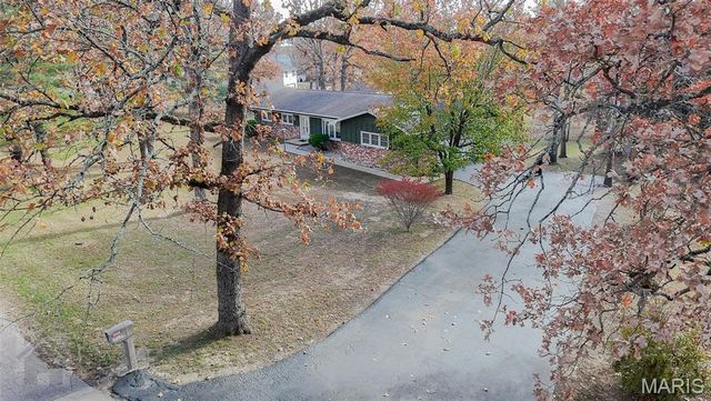 32 Barkley Drive, Waynesville, MO 65583