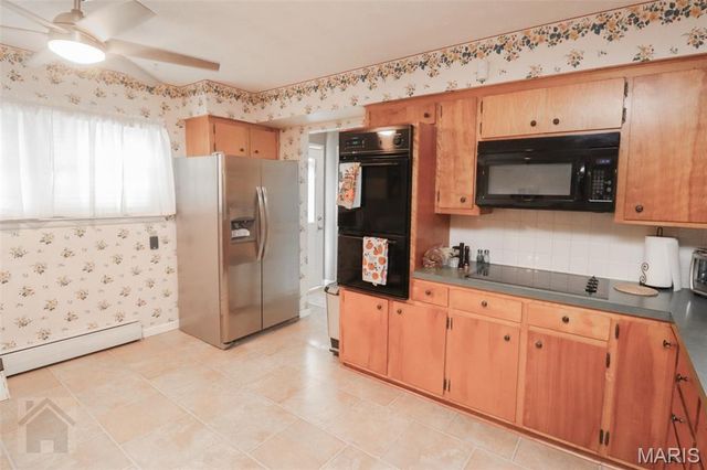 32 Barkley Drive, Waynesville, MO 65583