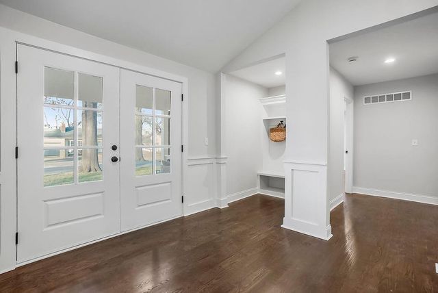 2803 W 73rd Terrace, Prairie Village, KS 66208