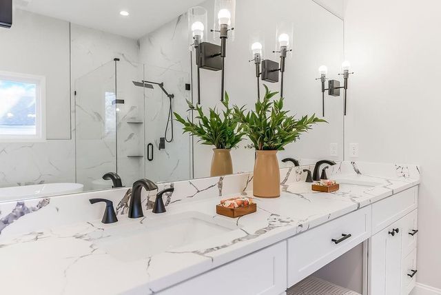 2803 W 73rd Terrace, Prairie Village, KS 66208