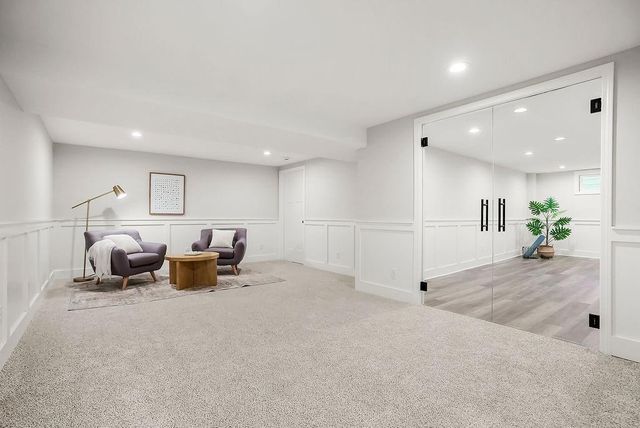 2803 W 73rd Terrace, Prairie Village, KS 66208