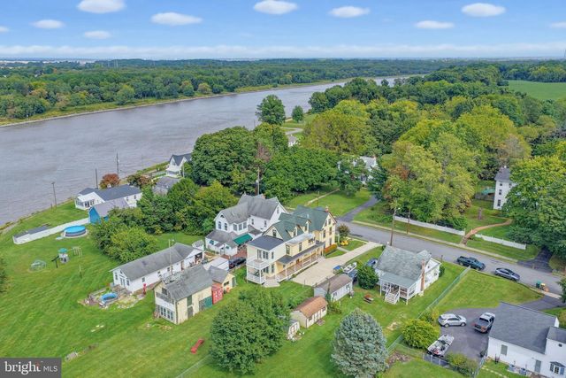 26 S MAIN ST, Middletown, DE 19709