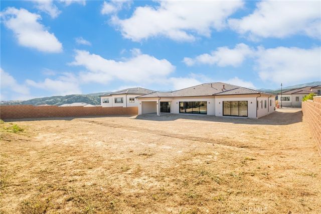 12060 Red Hawk Lane, Porter Ranch, CA 91326