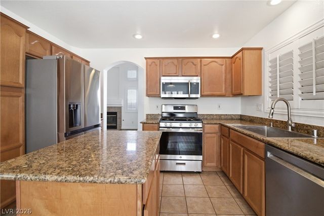 244 Camelback Ridge Avenue, Henderson, NV 89012