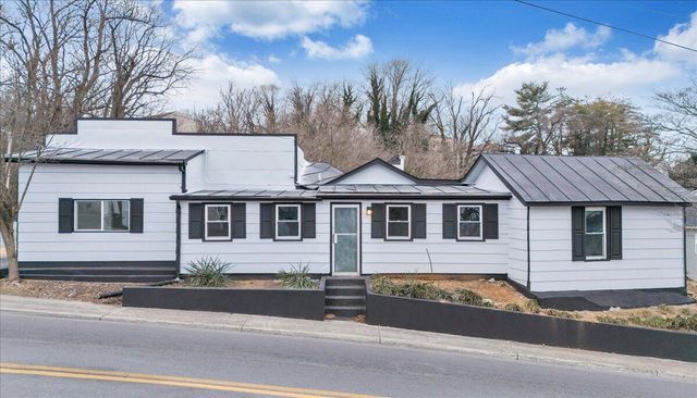 801 Bedford RD, Vinton, VA 24179