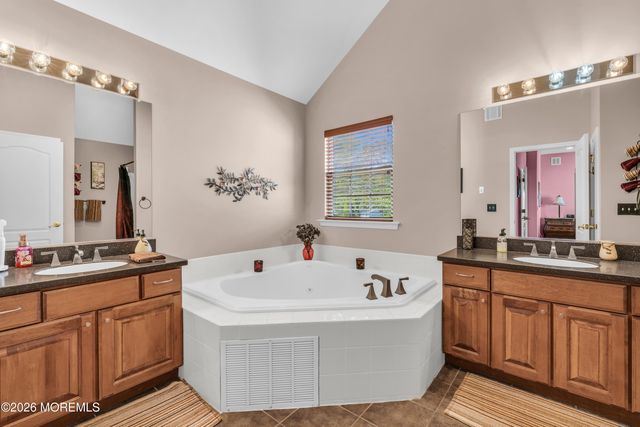 43 Watts Avenue, Barnegat, NJ 08005