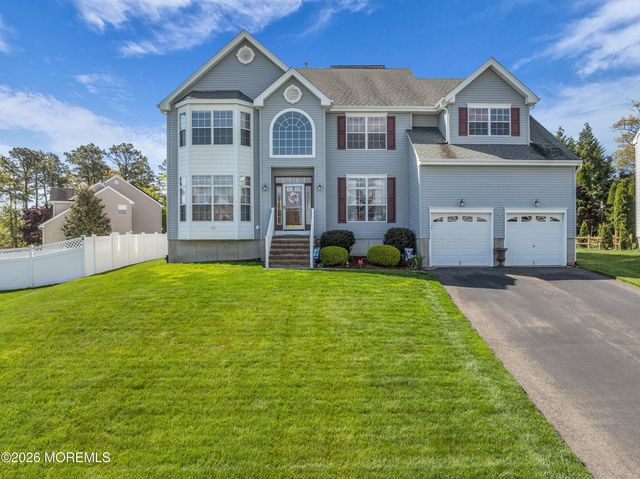 43 Watts Avenue, Barnegat, NJ 08005