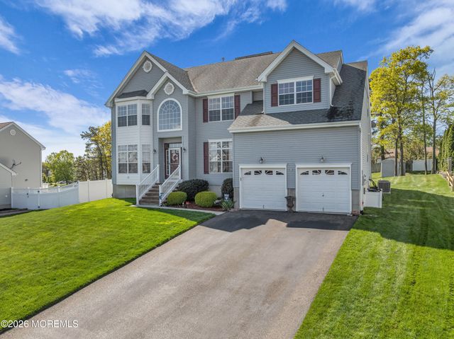 43 Watts Avenue, Barnegat, NJ 08005
