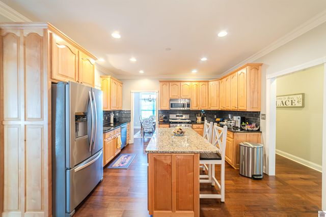 110 Peppers Mill Drive, Paducah, KY 42001