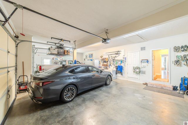 110 Peppers Mill Drive, Paducah, KY 42001