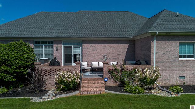 110 Peppers Mill Drive, Paducah, KY 42001