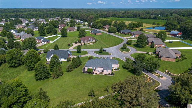 110 Peppers Mill Drive, Paducah, KY 42001