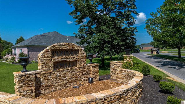 110 Peppers Mill Drive, Paducah, KY 42001