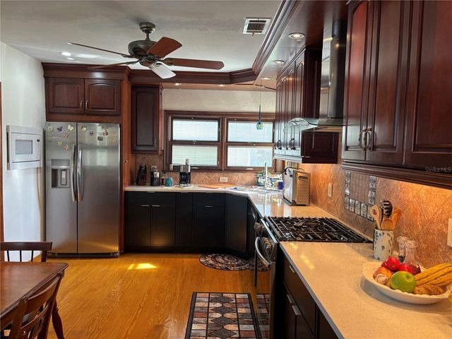 173 DEVON DRIVE, Clearwater Beach, FL 33767