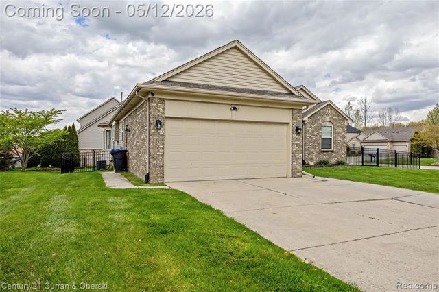 36711 Truman Street, New Baltimore, MI 48047