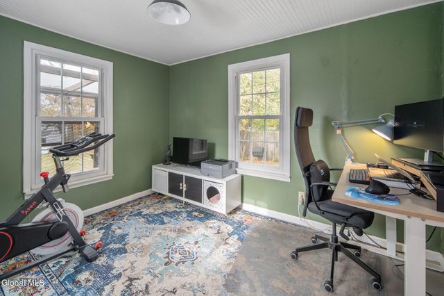 2127 McClellan Street, Niskayuna, NY 12309