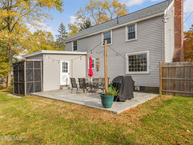 2127 McClellan Street, Niskayuna, NY 12309
