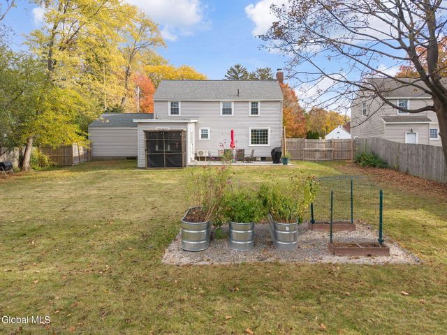 2127 McClellan Street, Niskayuna, NY 12309