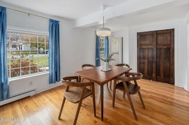 2127 McClellan Street, Niskayuna, NY 12309