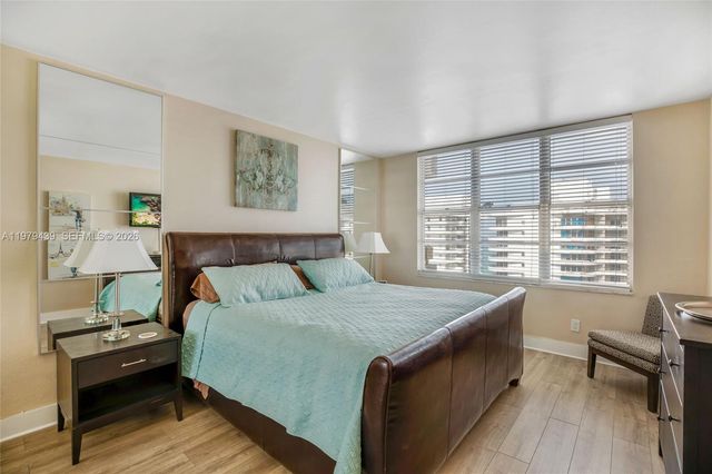 5600 Collins Ave 16B, Miami Beach, FL 33140