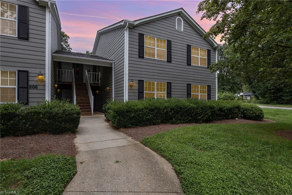 806 Ashebrook Drive B, Greensboro, NC 27409